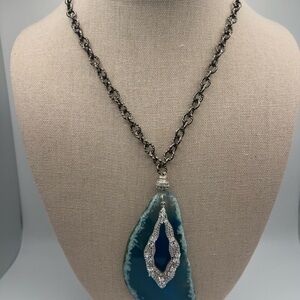 Elegant Blue and Silver Pendant Necklace